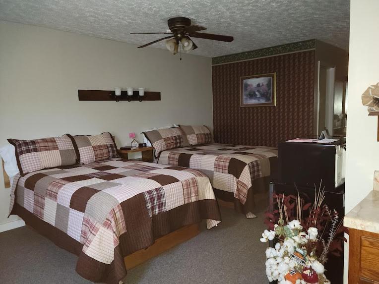 Bay Springs Country Inn & Marina 森特 外观 照片
