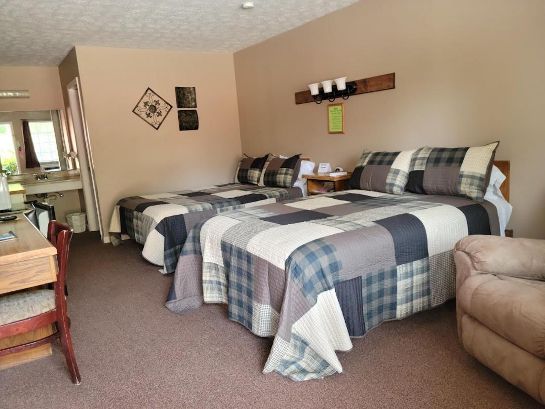 Bay Springs Country Inn & Marina 森特 外观 照片