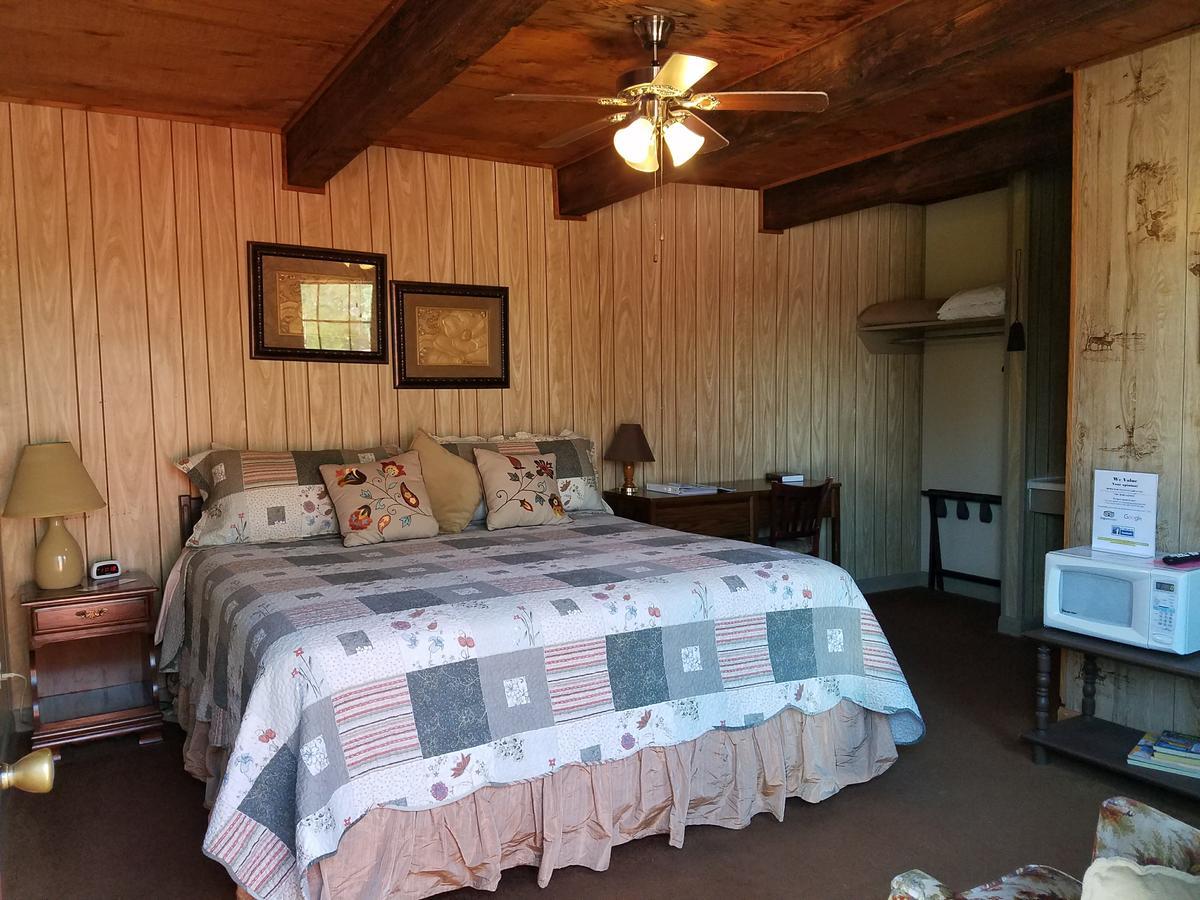 Bay Springs Country Inn & Marina 森特 外观 照片